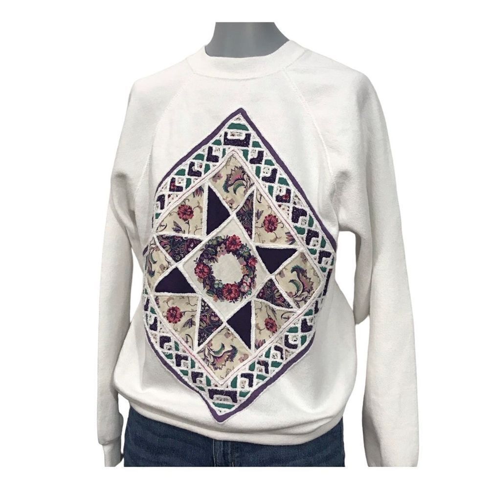 Vintages 1990s Quilted Sweatshirt size‎ xl purple cutout design